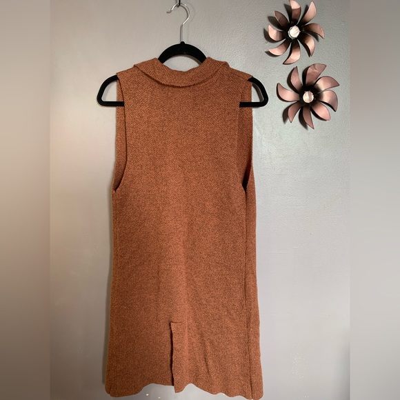 Love Tree Cozy Sleeveless Wool Sweater 🍂 - Picture 5 of 5